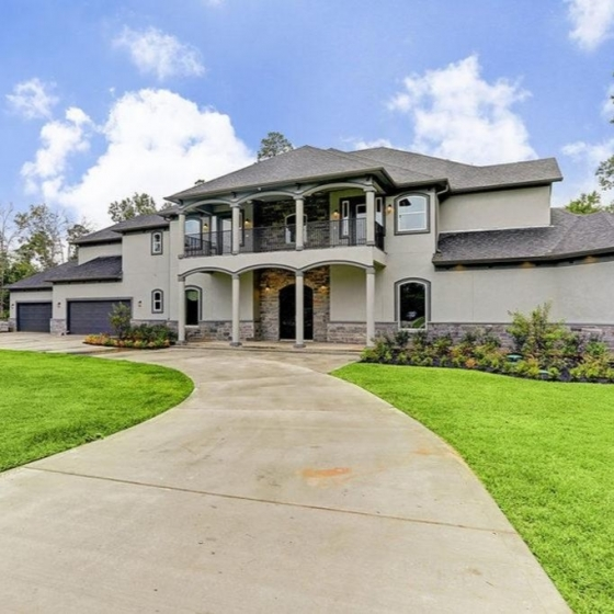 Company Logo For Iconic Custom Home Builders'