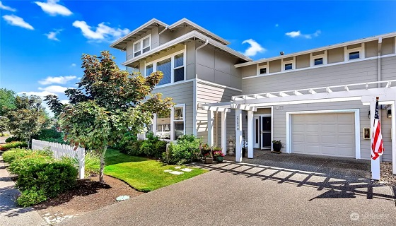 Company Logo For Flash Garage Doors'