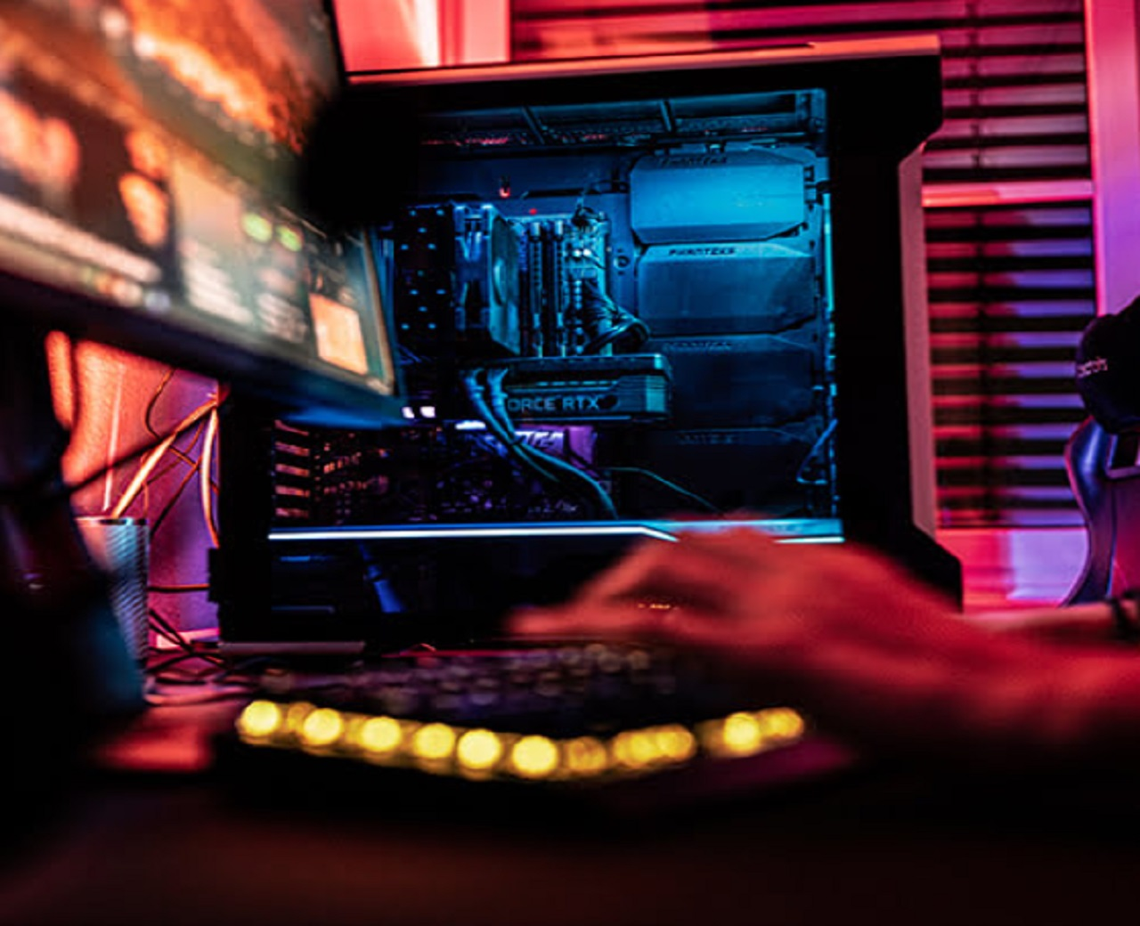 Company Logo For GROSBILL PC FIXE'