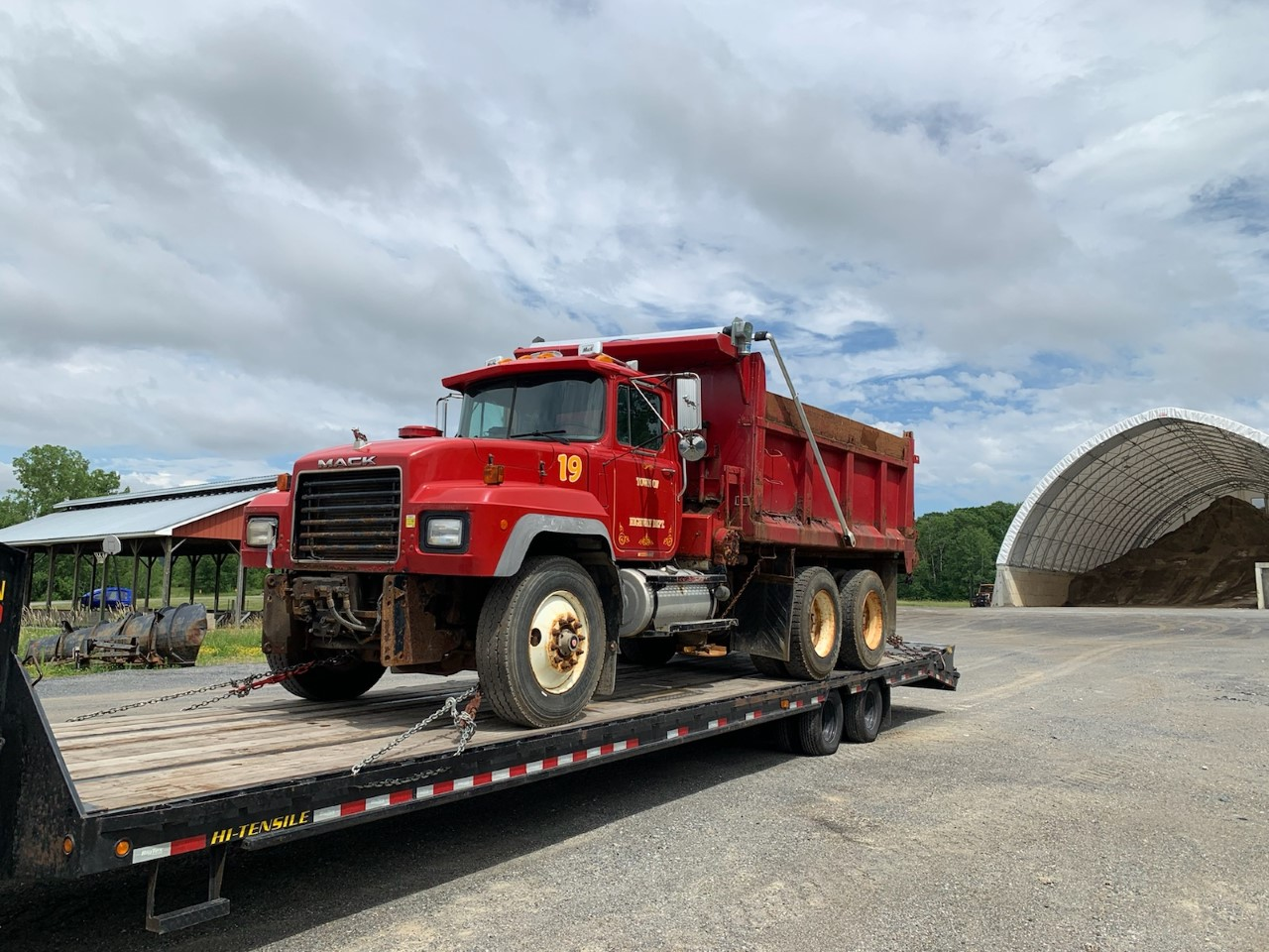 Company Logo For Dump Truck Shipping'