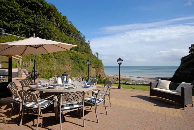 Imagine a meal with this view...'