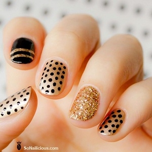 Nail Artist'