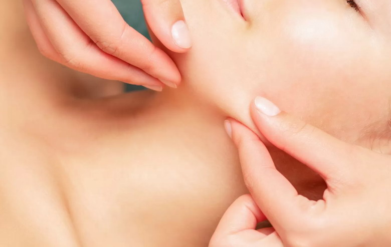 Chin-Implants-Chin-Augmentation'