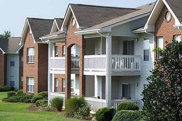 Davis Commons Apartments'