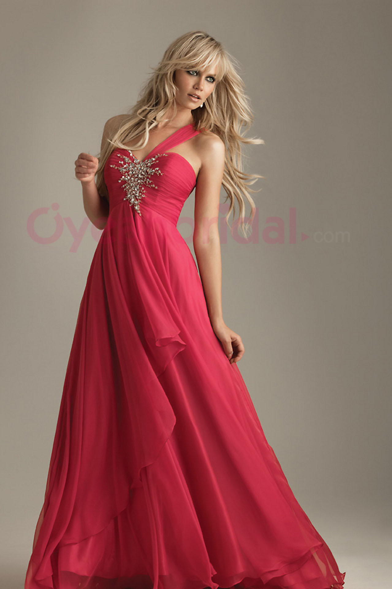 Oyeahbridal Prom Dresses Avaialble At Discounted Prices'