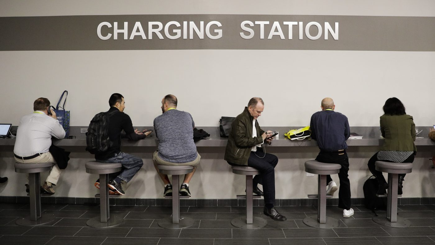 Airport Charging Stations Market