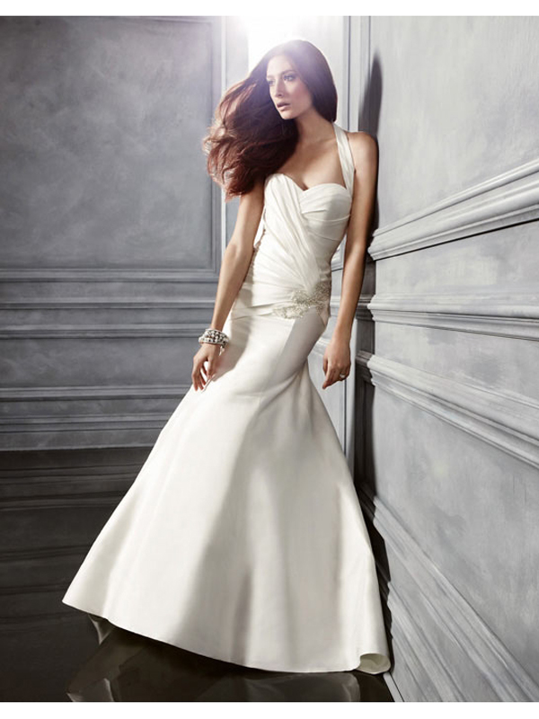 Unique Collection of Halter Wedding Dresses Released'