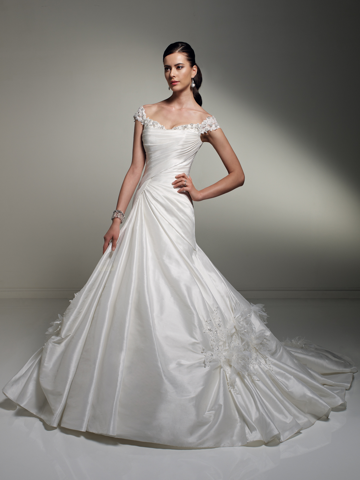 Maternity Wedding Dresses Announced By Dressthat.com'