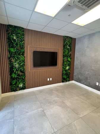 Company Logo For Install Glass and Windows'