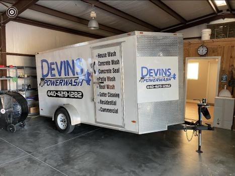 Company Logo For Devins Powerwash'