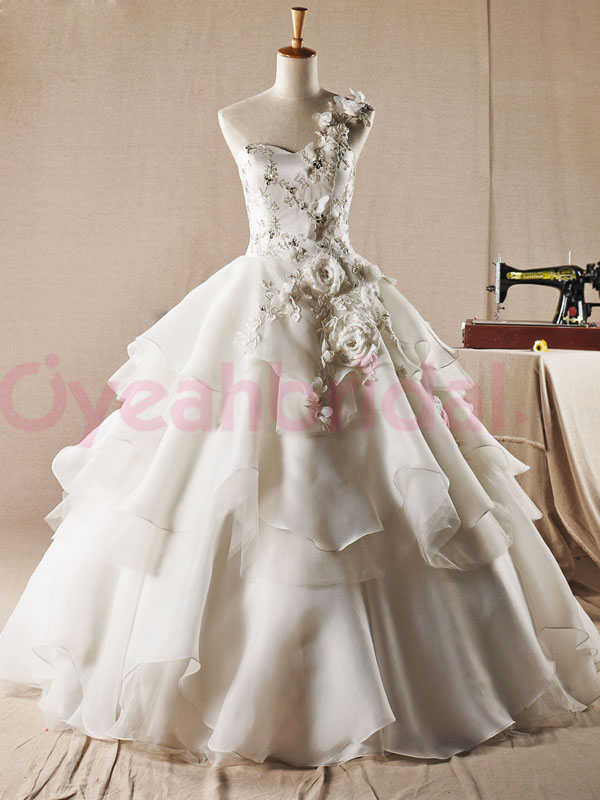 Trendy One Shoulder Wedding Dresses On Sale At Oyeahbridal'