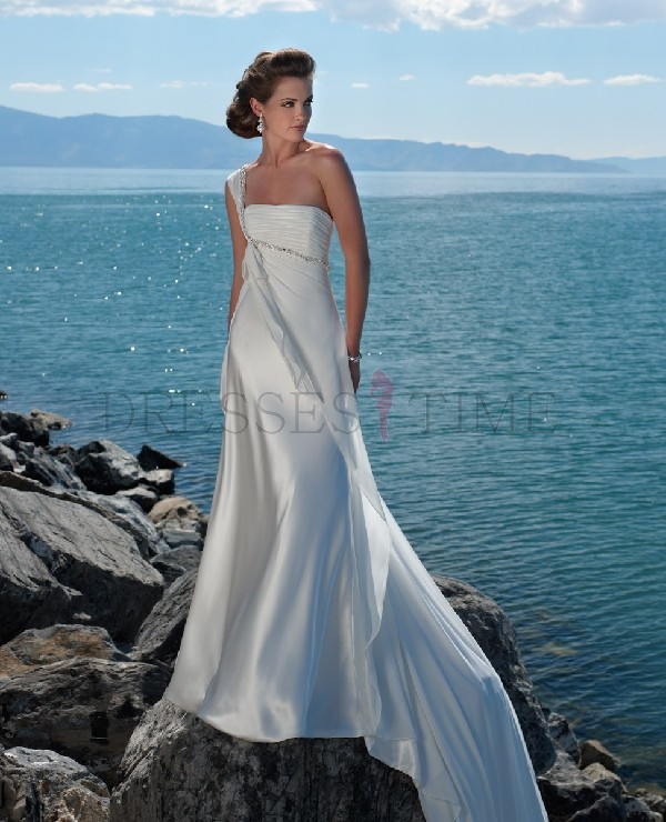 Cheap Customized Wedding Dresses at Dressestime'