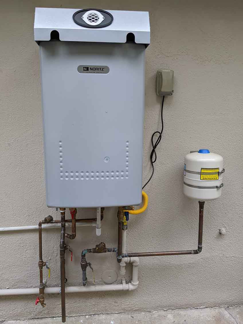 Tankless Water Heater Maintenance in Northridge, CA'