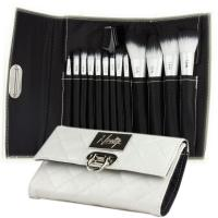 Luxury Makeup Brush 1'