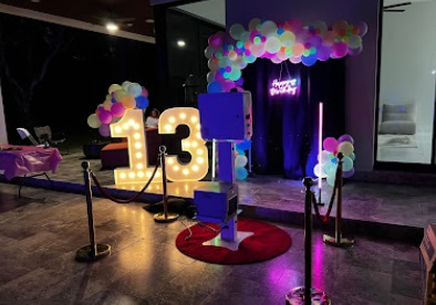 Company Logo For Esteem Photo Booth Rentals'