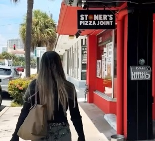 Company Logo For Stoner's Pizza Joint'