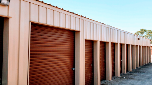 Company Logo For Square Space Storage'