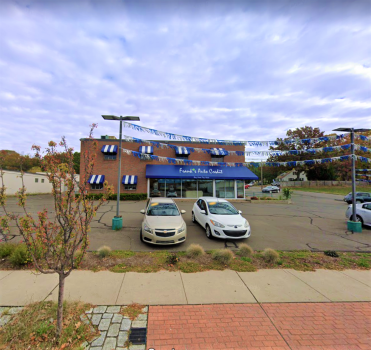 Company Logo For Frank's Auto Credit'