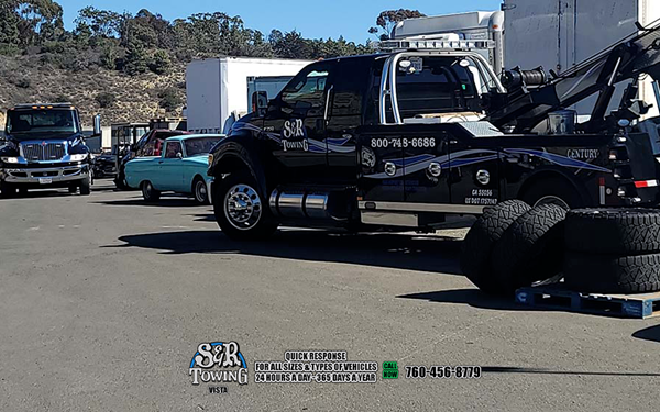 Company Photos For S & R Towing Inc. - Vista'