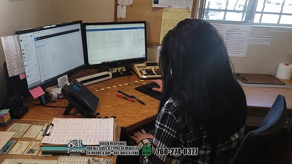 Company Photos For S & R Towing Inc. - Temecula'