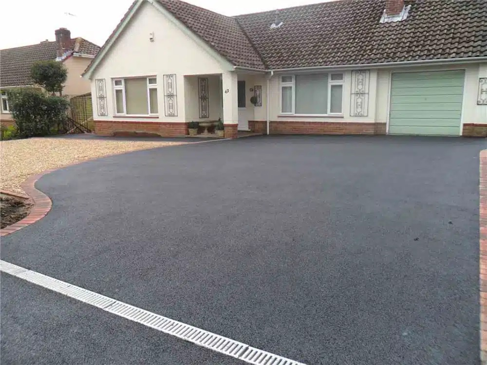 Tarmac Surfacing by Wicks Tarmacadam Surfacing'