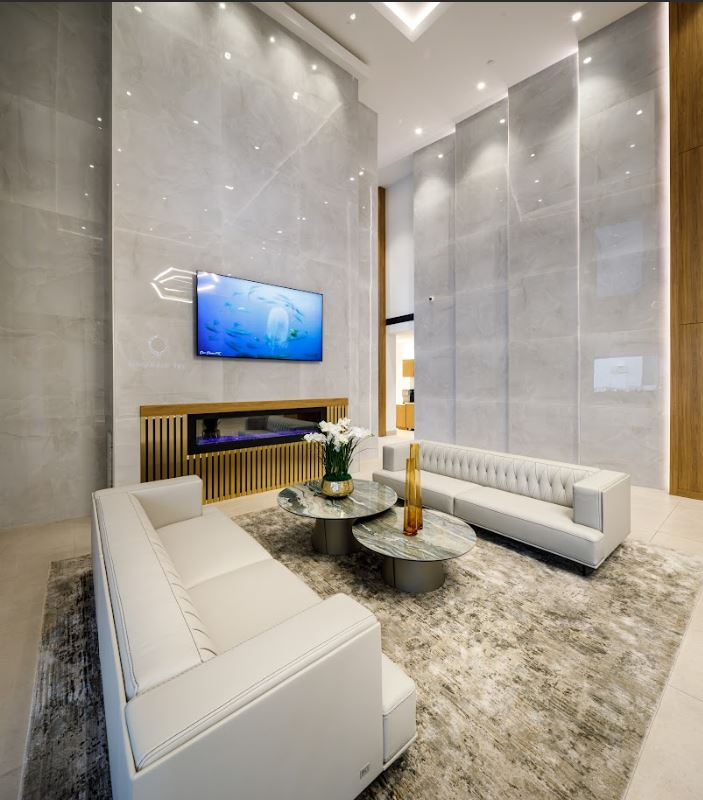 Luxury high rise condos in Houston, TX'