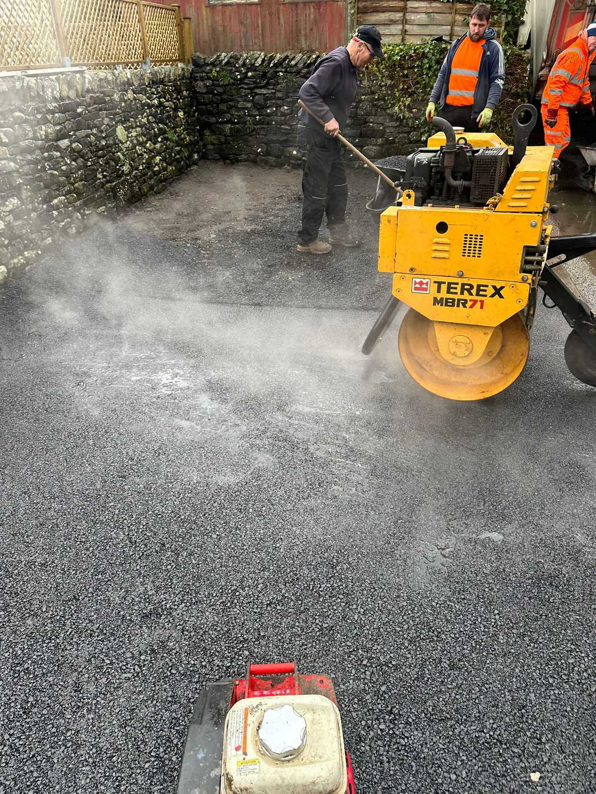 Company Logo For Lakeland Driveways'