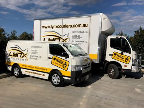 Company Logo For Lynx Couriers'