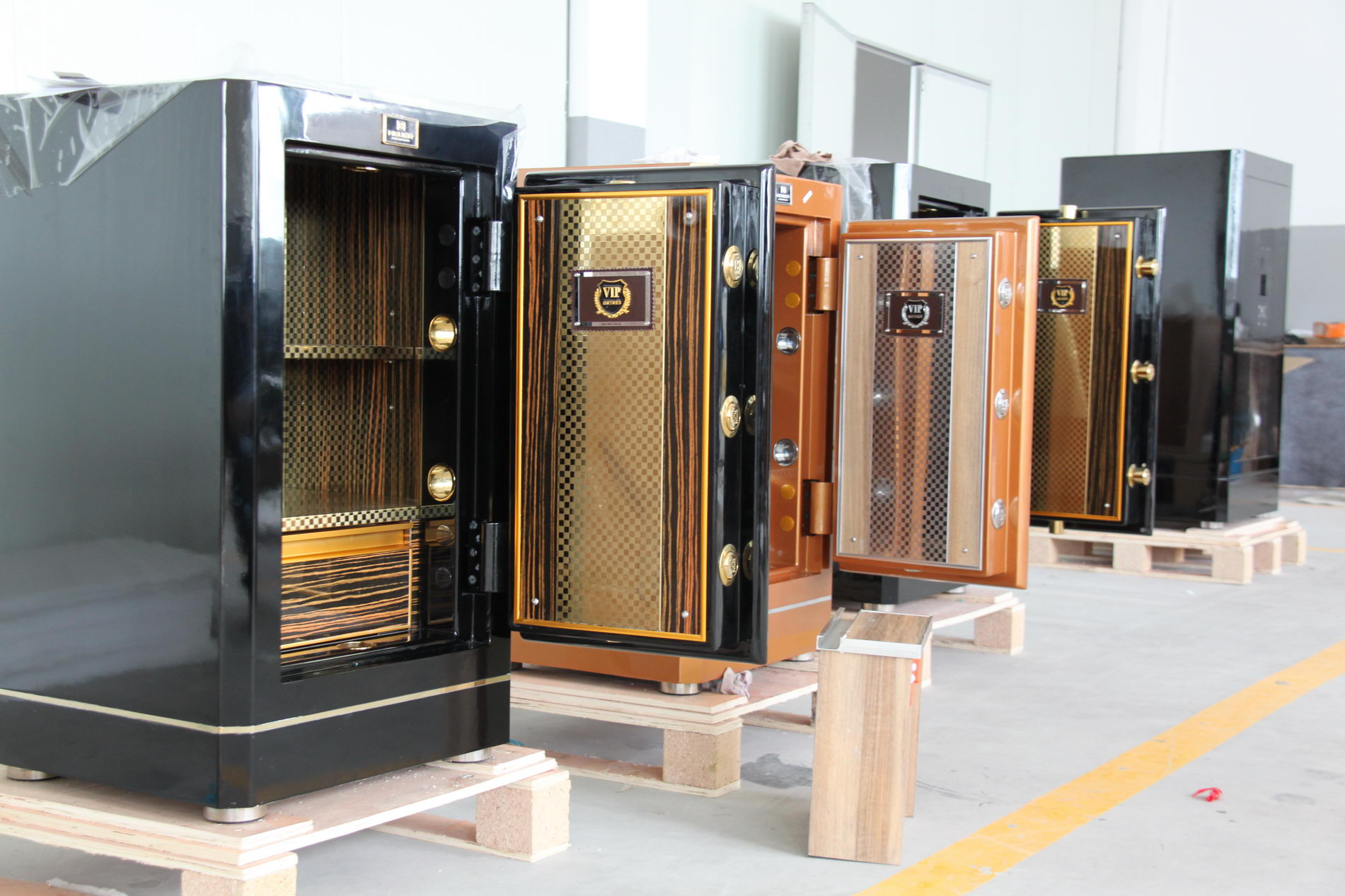 Hever safes in production'