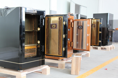 Hever safes in production'
