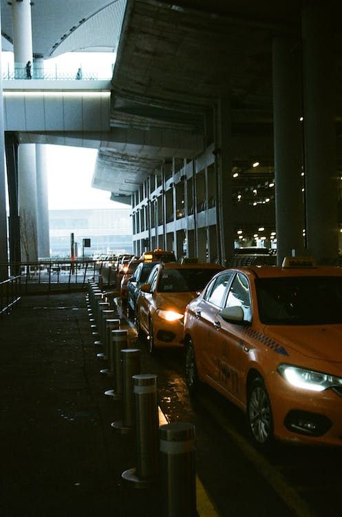 Four Seasons Airport Sedan Service