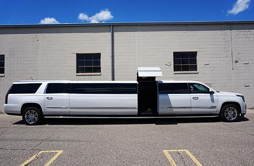 Cadillac Escalade Limo'