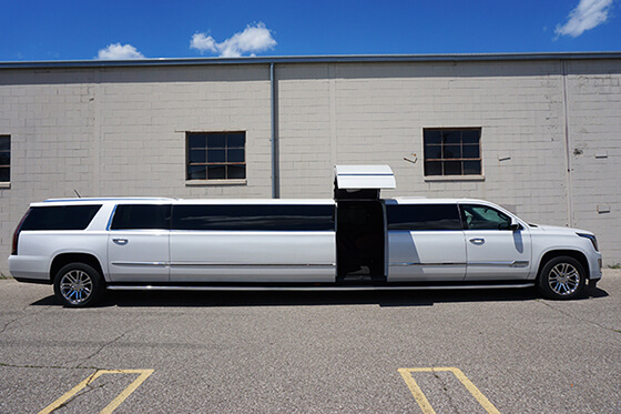 Cadillac Escalade Limo'