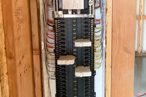 Company Logo For Guardian Electric'