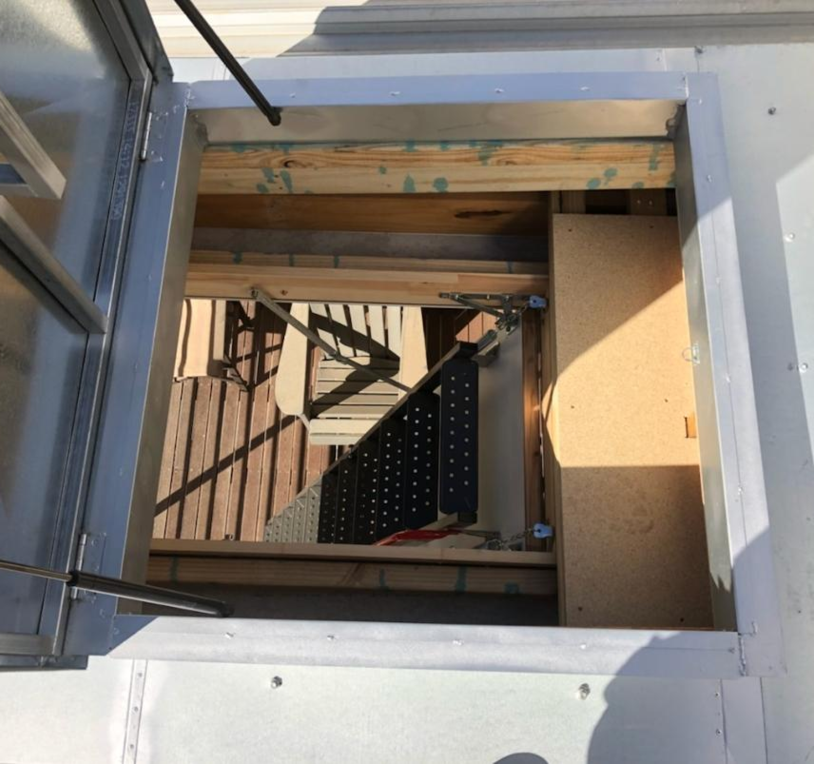 Roof access hatch with stairs providing secure and easy roof'