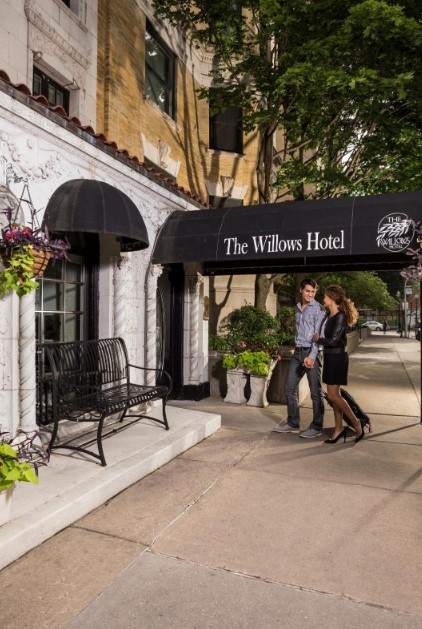 The Willows Hotel Chicago