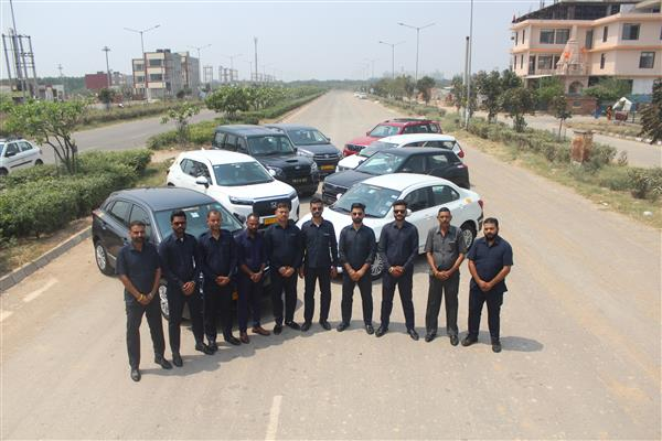 Black Taxi India Fleet | Premium Taxi service in Chandigarh'