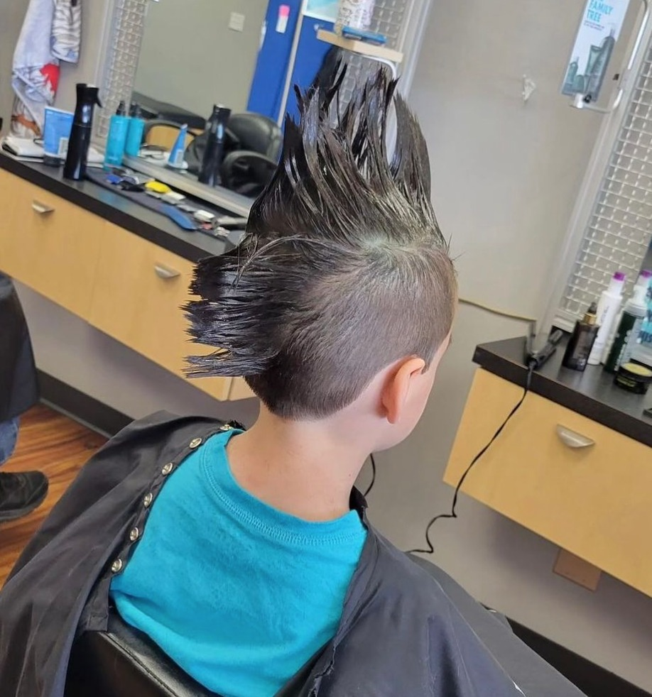 Company Logo For SUPERCUTS.'