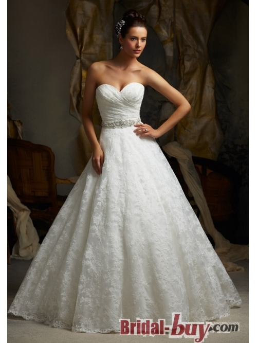 Discounted princess wedding dresses At Bridal-buy.com'