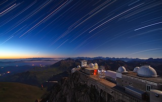 Star Trails (Credit: Paul Comp&amp;egrave;re)'