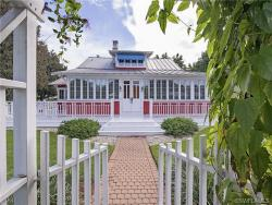 Florida Cottage Property'