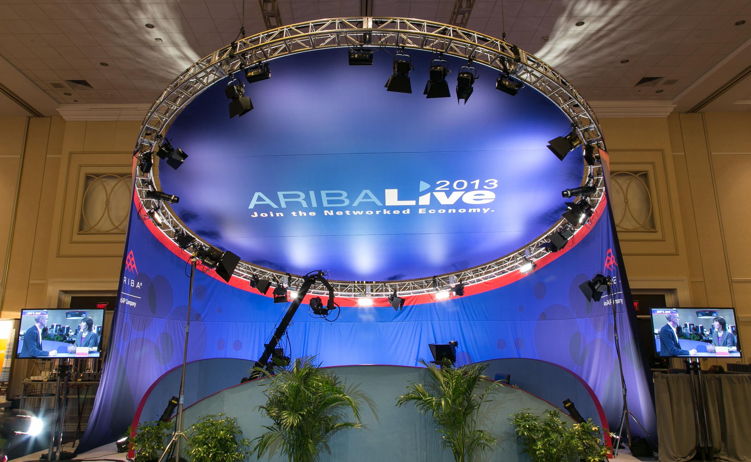 AAA Flag &amp; Banner continues partnership with Ariba L