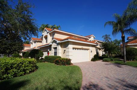 Beautiful Kensington Condo'