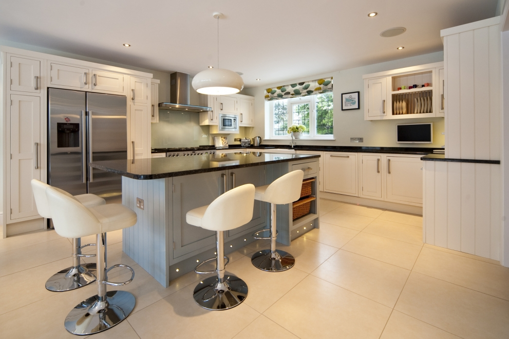 Yew Tree Designs Wooden Kitchen'