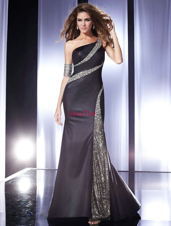 Glamourous Party Dresses Now At Dressthat.com'