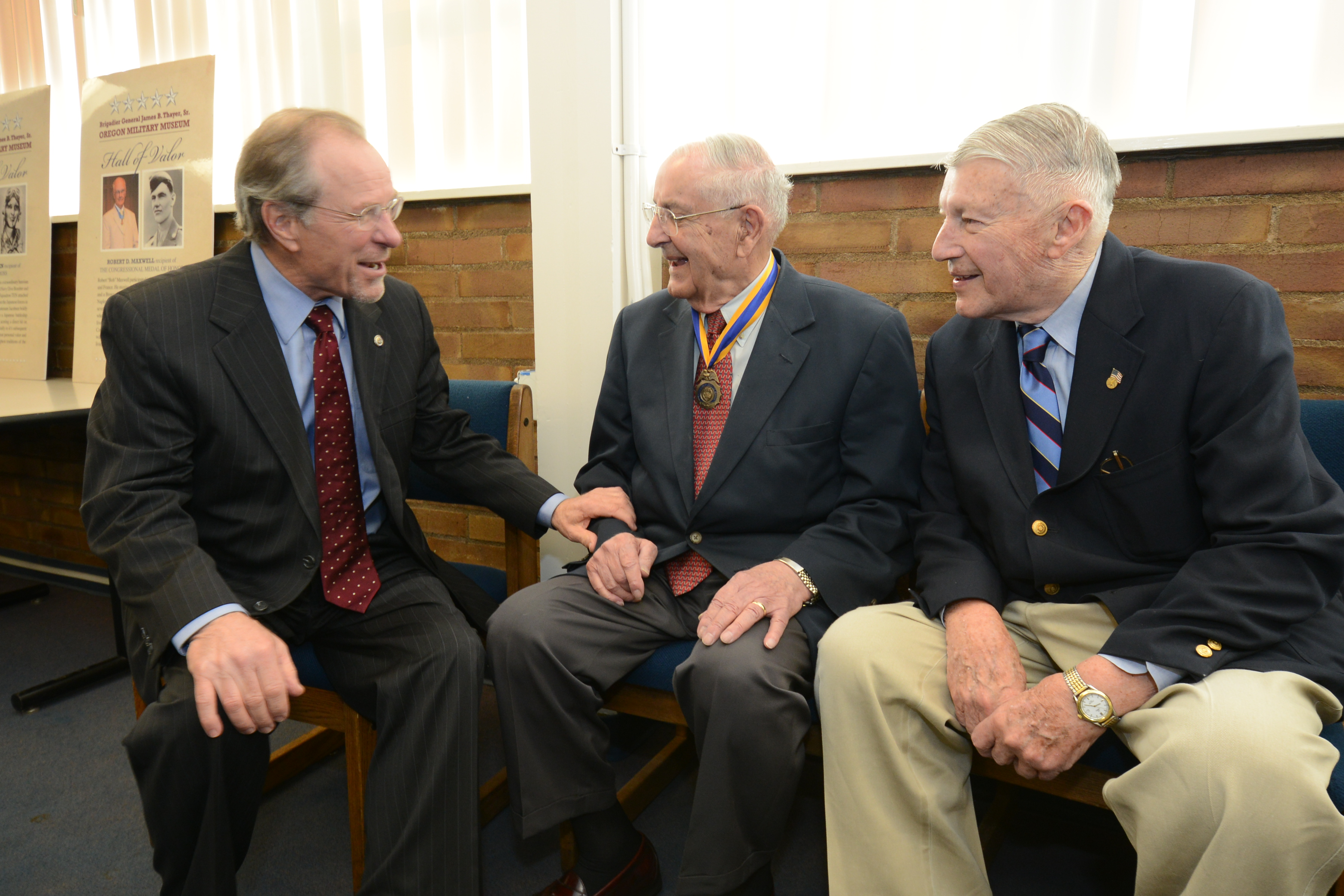 Oregon Govs Kulongoski and Atiyeh with Brig Gen Thayer'