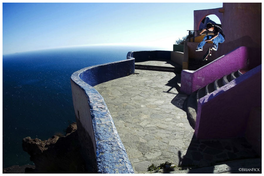 Skateboarder Jonathan Young &ldquo;United Skateboard Pho