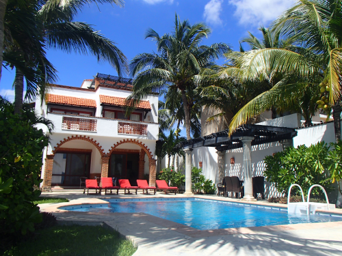 Puerto Morelos Beachfront Real Estate $1-Million'