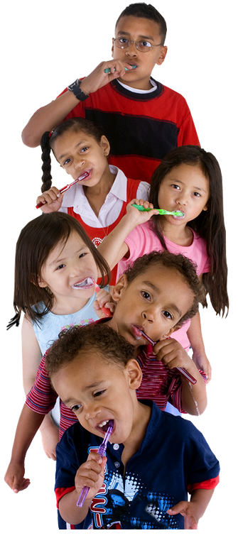 children brushing teeth
