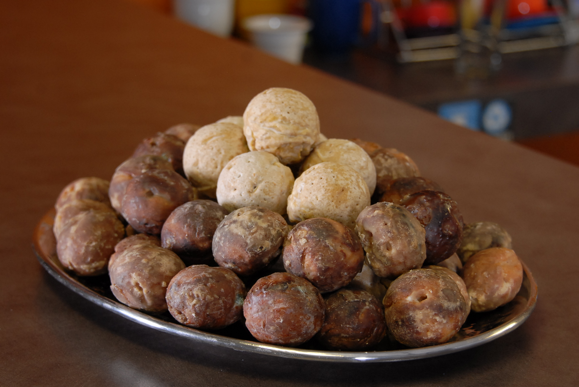 Bronut Revolution Brothers Brett &amp; Mitchell Magdovit